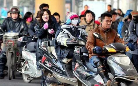 騎電動車也要考駕照了？！明年4月正式實施，違